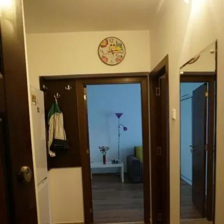Garsoniera Inchiriere Lägenhet *